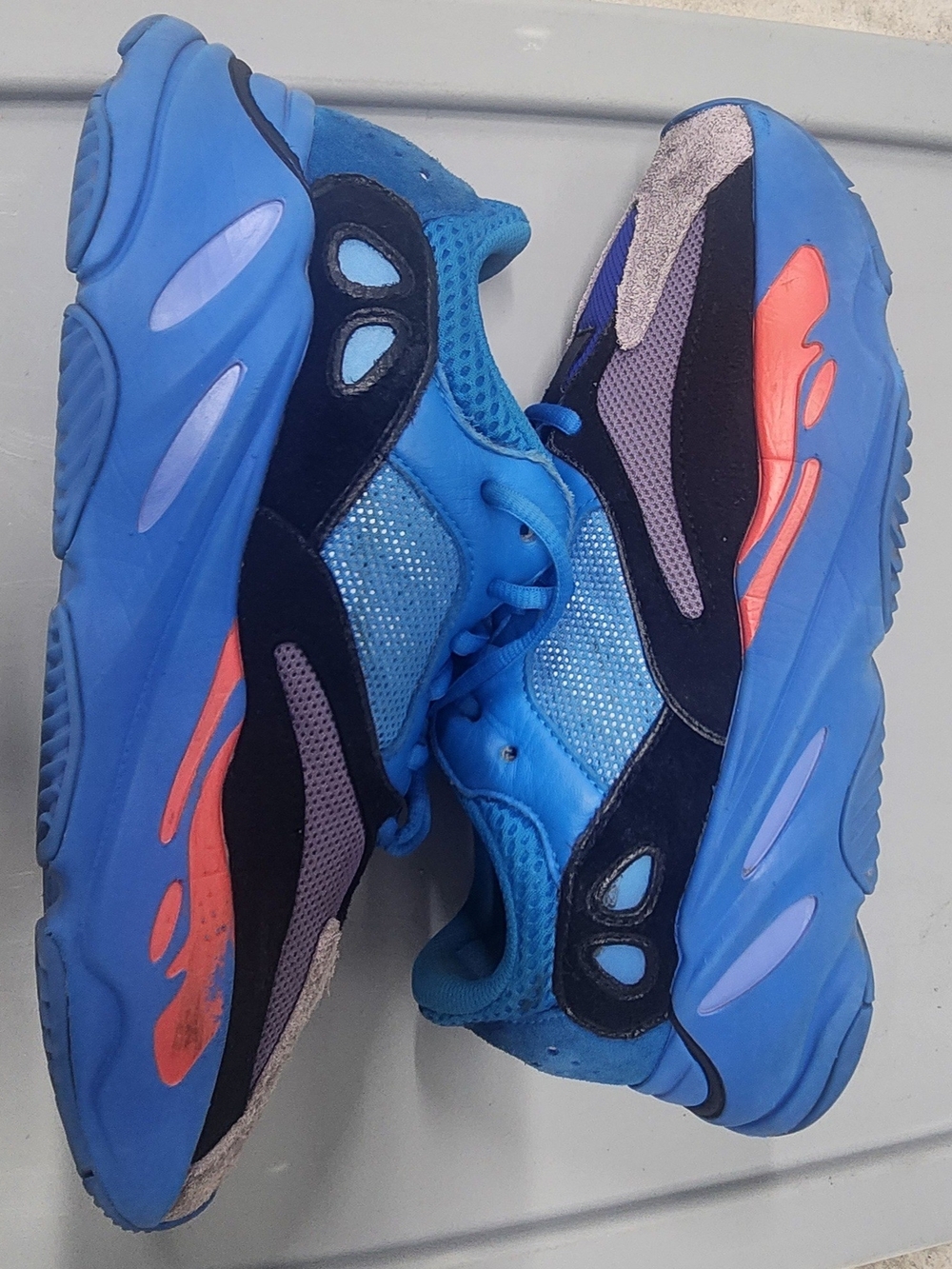 adidas Yeezy Boost 700 'Hi-Res Blue' sneakers